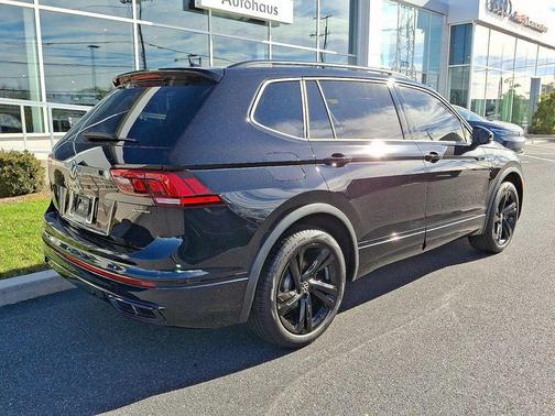 2024 Volkswagen Tiguan 2.0T SE R-Line Black 4MOTION