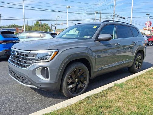 2026 Volkswagen Atlas 2.0T SE w/Technology 4MOTION