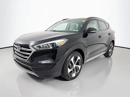 Black Noir Pearl 2018 Hyundai TUCSON Value