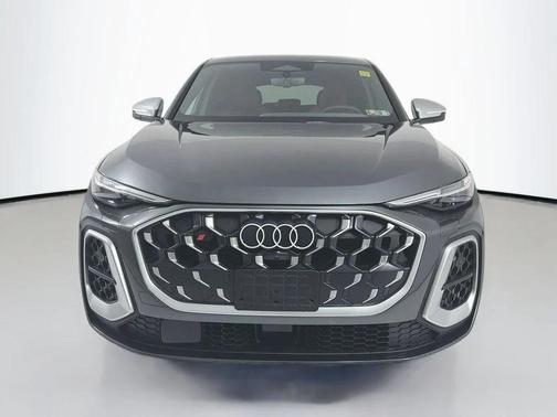 Daytona Gray Metallic 2026 Audi SQ5 3.0T Prestige