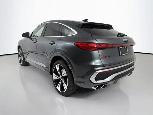 Daytona Gray Metallic 2026 Audi SQ5 3.0T Prestige