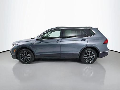 Platinum Gray Metallic 2023 Volkswagen Tiguan 2.0T SE 4MOTION