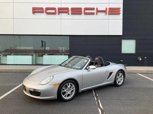 2005 Porsche Boxster 2dr Roadster
