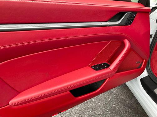 2024 Porsche 911 Carrera