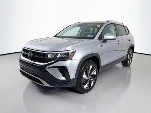 Pyrite Silver Metallic 2023 Volkswagen Taos 1.5T SE