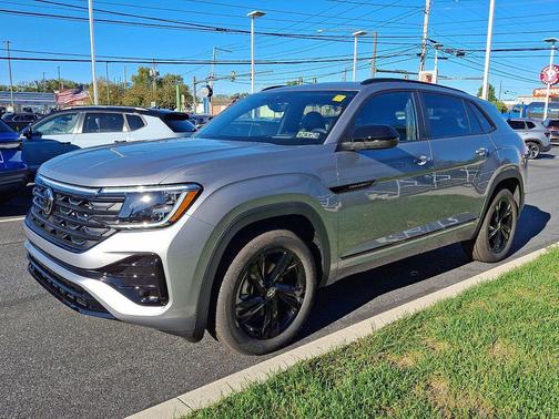 2026 Volkswagen Atlas Cross Sport 2.0T SEL