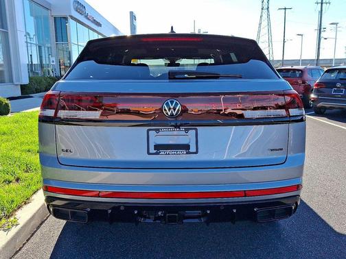 2026 Volkswagen Atlas Cross Sport 2.0T SEL