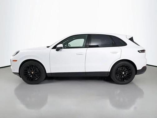 Carrara White Metallic 2024 Porsche Cayenne Cayenne