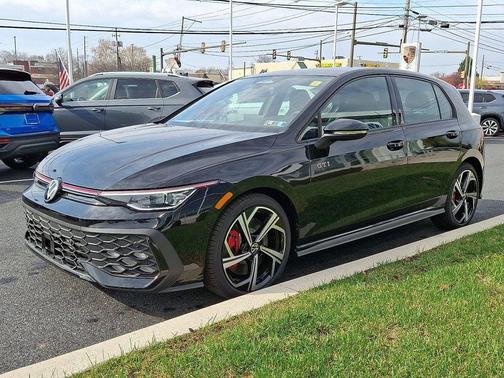 2026 Volkswagen Golf GTI 2.0T SE DSG