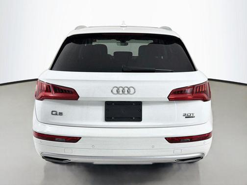 Ibis White 2018 Audi Q5 2.0T Premium Plus