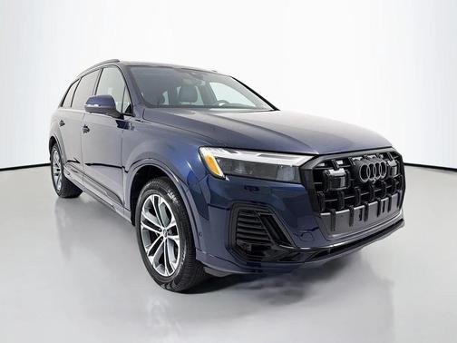 2025 Audi Q7 45 Premium