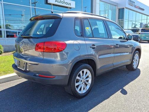 2018 Volkswagen Tiguan Limited 2.0T 4MOTION