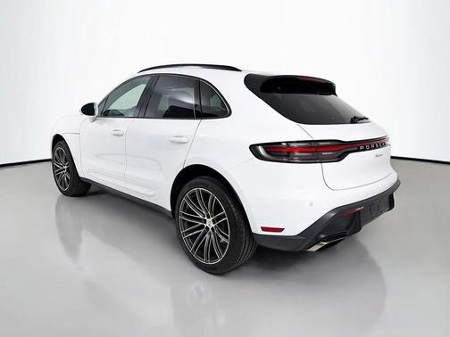 Carrara White Metallic 2023 Porsche Macan Macan