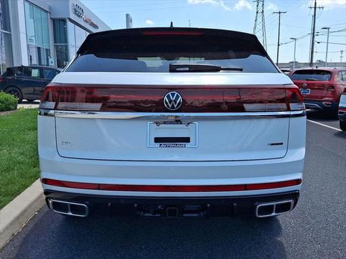 2025 Volkswagen Atlas Cross Sport 2.0T SEL Premium