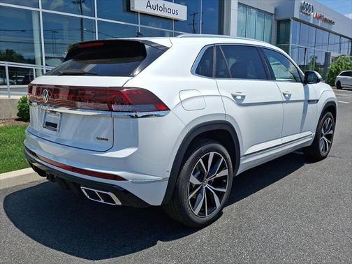 2025 Volkswagen Atlas Cross Sport 2.0T SEL Premium