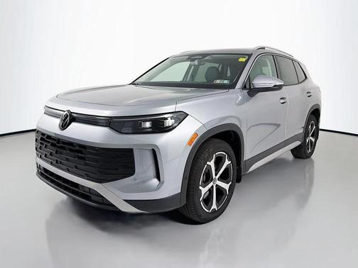 2025 Volkswagen Tiguan 2.0T SE 4MOTION