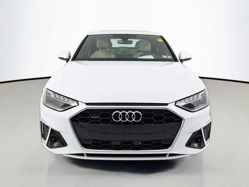 2023 Audi A4 45 S line Premium