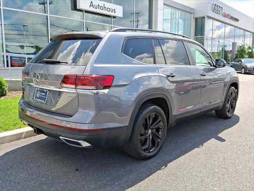2022 Volkswagen Atlas 3.6L SE w/Technology