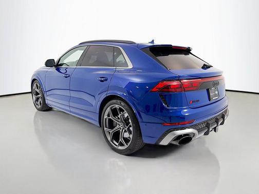 2025 Audi RS Q8 4.0T
