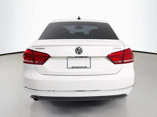 2015 Volkswagen Passat 2.0L TDI DSG SEL Premium