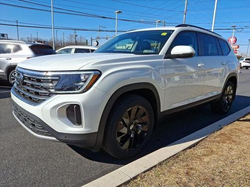 2025 Volkswagen Atlas 2.0T SE w/Technology 4MOTION