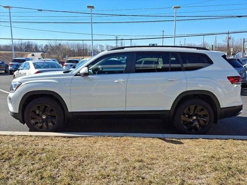 2025 Volkswagen Atlas 2.0T SE w/Technology 4MOTION