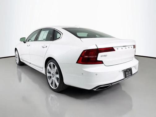 2018 Volvo S90 T6 Inscription