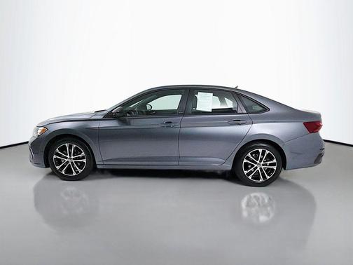 Platinum Gray Metallic 2024 Volkswagen Jetta 1.5T Sport