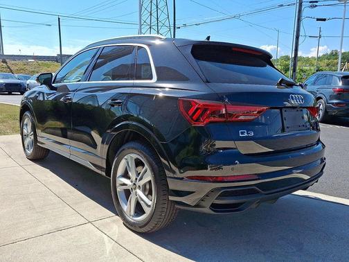 2024 Audi Q3 45 S line Premium Plus