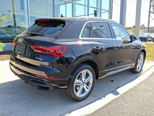 2024 Audi Q3 45 S line Premium Plus