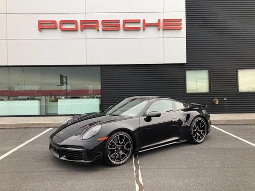 2022 Porsche 911 Turbo S