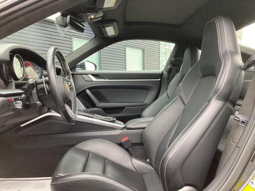 2022 Porsche 911 Turbo S