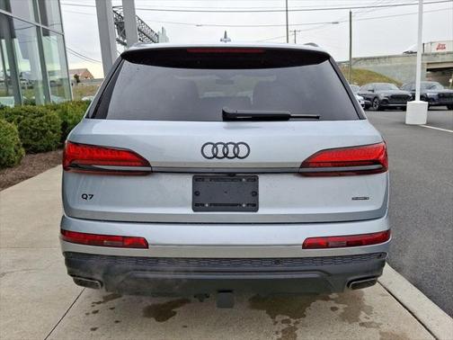 2025 Audi Q7 55 Premium Plus