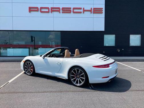2015 Porsche 911 Carrera 4S Cabriolet