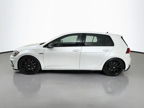 Oryx White Pearl 2019 Volkswagen Golf R 2.0T Manual