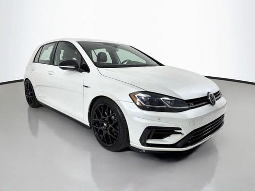 Oryx White Pearl 2019 Volkswagen Golf R 2.0T Manual