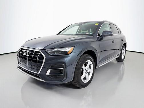 Manhattan Gray Metallic 2021 Audi Q5 45 Premium