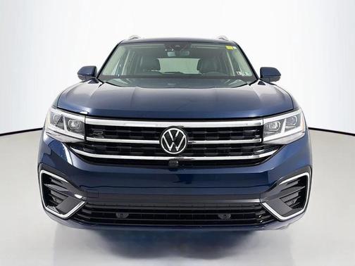 Tourmaline Blue Metallic 2022 Volkswagen Atlas 3.6L SEL Premium