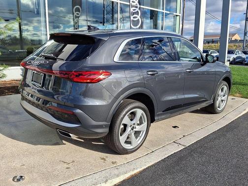 2025 Audi Q5 Premium Plus TFSI quattro S tronic