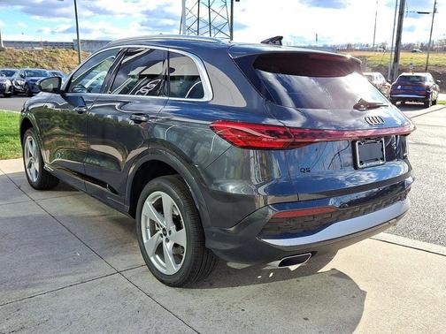 2025 Audi Q5 Premium Plus TFSI quattro S tronic