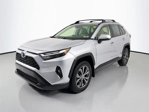 2022 Toyota RAV4 Hybrid XLE Premium