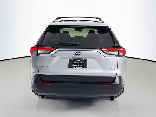 2022 Toyota RAV4 Hybrid XLE Premium
