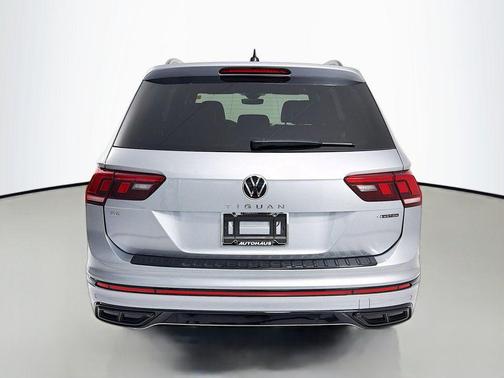 Pyrite Silver Metallic 2024 Volkswagen Tiguan 2.0T SE R-Line Black 4MOTION