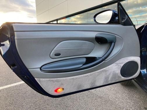 1999 Porsche Boxster 2dr Roadster Manual