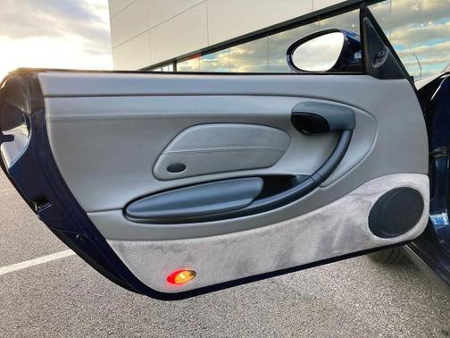 1999 Porsche Boxster 2dr Roadster Manual