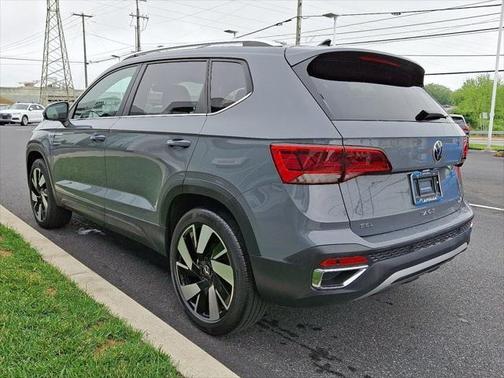 2024 Volkswagen Taos 1.5T SEL