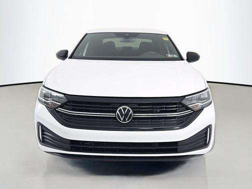 Pure White 2024 Volkswagen Jetta 1.5T Sport