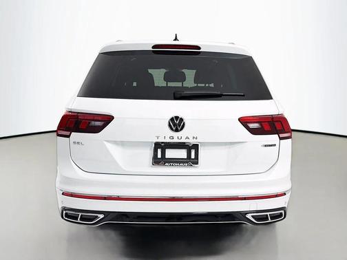Opal White Pearl 2024 Volkswagen Tiguan 2.0T SEL R-Line 4MOTION