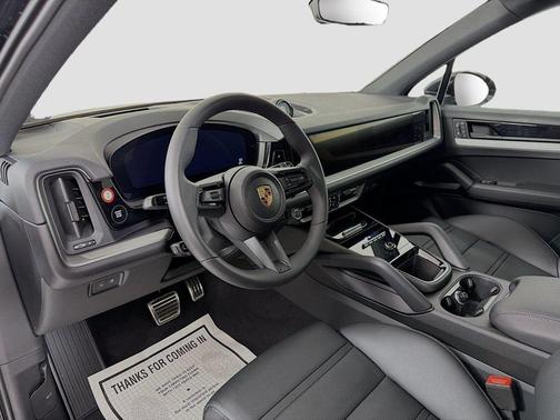Chromite Black Metallic 2025 Porsche Cayenne S