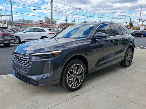 2025 Audi Q5 Premium Plus TFSI quattro S tronic